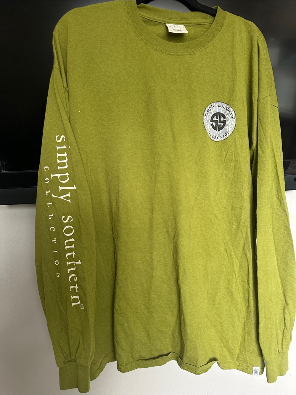 Simply Southern Messy Bun Don’t Care Graphic Tee - Picture 2 of 5